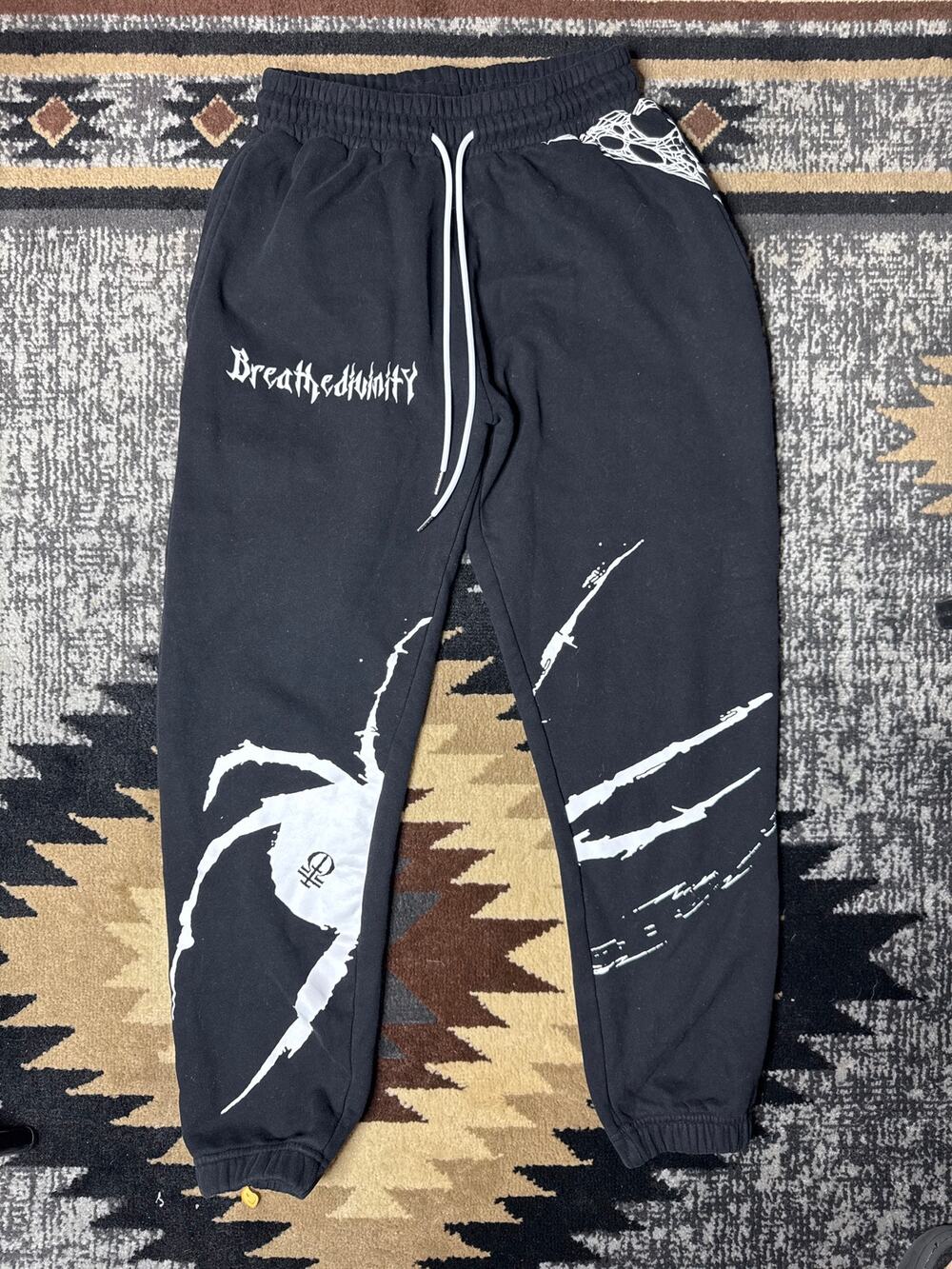 Breathe Divinity Mens/ Women L Spider Graphic Luxury Sweatpants
